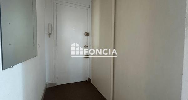 Location Appartement 2 pièces 55.41 m² - Chatou 78400