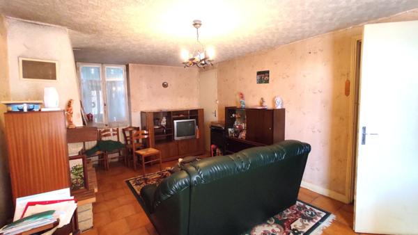 Maison 4 pièces à vendre Thuré - 86540 / Réf: 11747