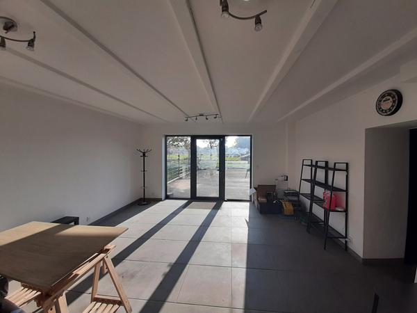A LOUER, LOCAL D'ACTIVTE de 470 m² environ sur parcelle de 1 524 m² - MEILLERAYE DE BRETAGNE