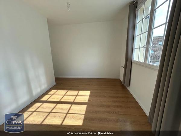 Maison à louer 5 pièces 108.5m² Dammarie-les-Lys (77190)