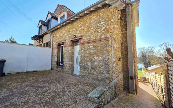 Maison à vendre    5 pièces •  Triel-sur-Seine