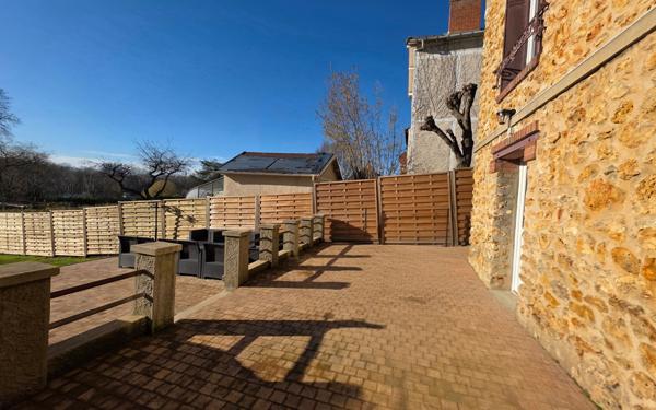 Maison à vendre    5 pièces •  Triel-sur-Seine