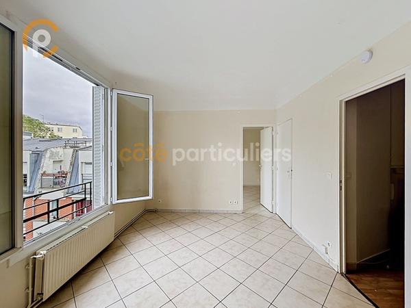 Vente
                Appartement32 m² - 2 Pièces -
                    IVRY SUR SEINE (94200)