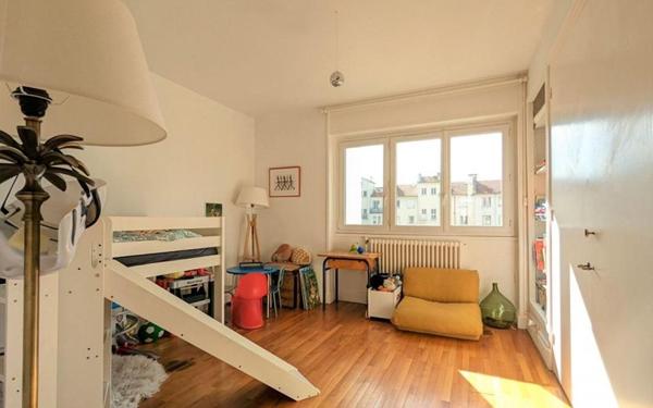 Appartement à louer    6 pièces • 130,92 m2 Lyon 6