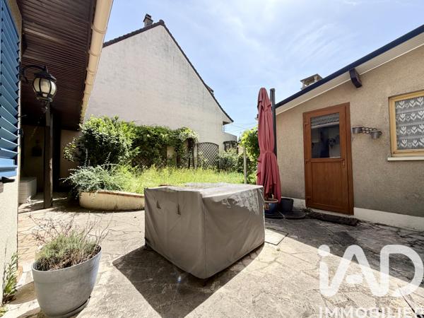 Maison à vendre 4 pièces 93,9 m² Ormesson-sur-Marne