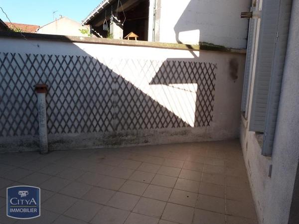 Appartement à louer 4 pièces 70.72m²