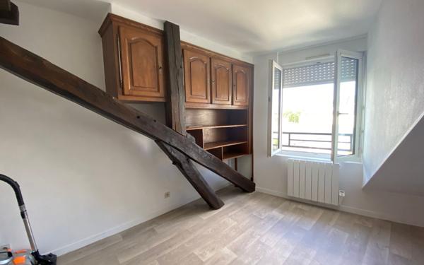 Appartement à louer    1 pièce •  Tours