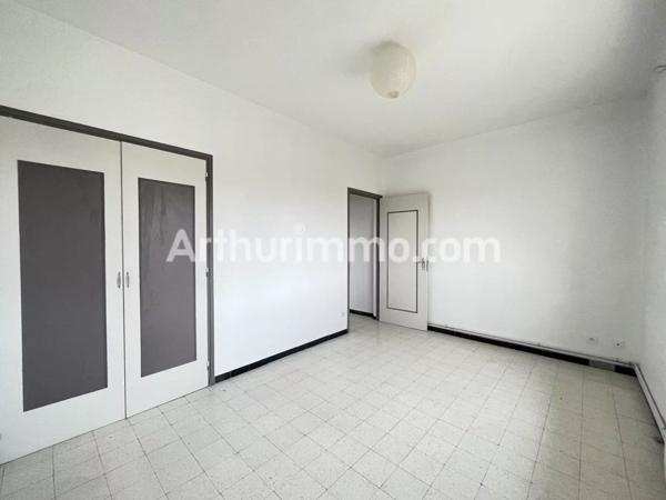 Vente Immeuble 180 m2 à Maureilhan