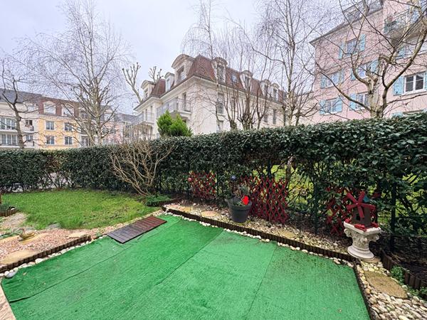 A louer - Coeur de ville - 3 pieces de 85m² en rez de jardin