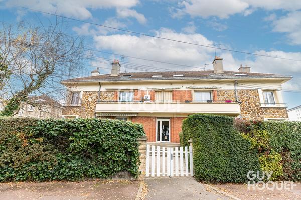 RARE : Appartement 2 pièce(s) de 34m2 (55m 2 au sol) à 15min de la gare RER de JUVISY