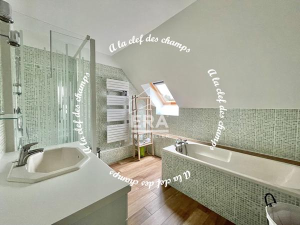 Maison 7 pièce(s) 206 m2