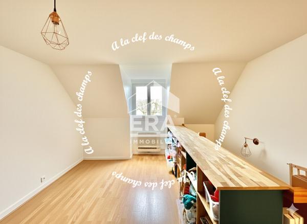 Maison 7 pièce(s) 206 m2