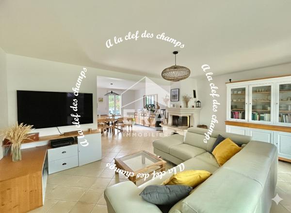 Maison 7 pièce(s) 206 m2