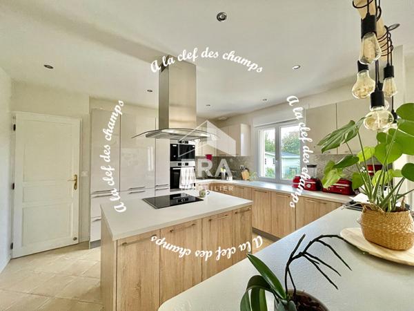 Maison 7 pièce(s) 206 m2