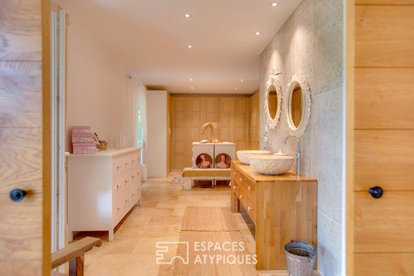 Charme absolu et prestations haut de gamme pour cette bastide de standing