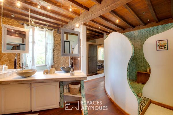 Charme absolu et prestations haut de gamme pour cette bastide de standing