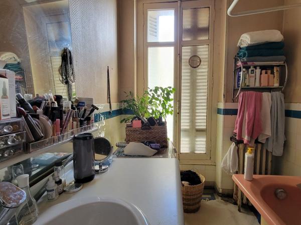 Maison à rénover avec cour Bordeaux 4 pièce(s) 97.20 m2