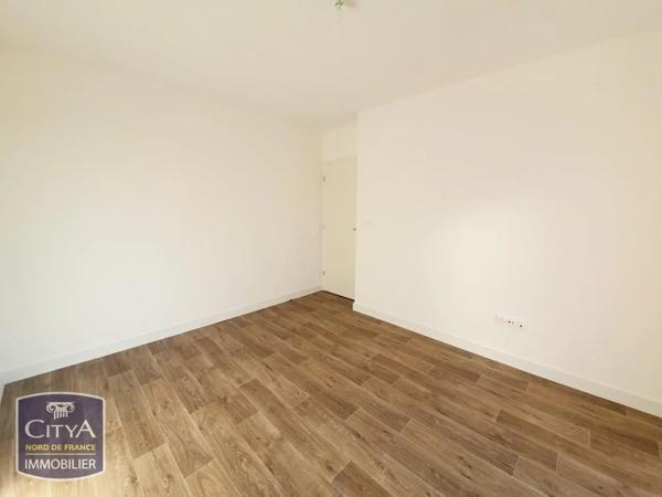 Appartement à louer 4 pièces 79.34m² Valenciennes (59300)