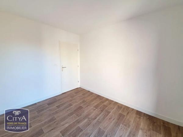 Appartement à louer 4 pièces 79.34m² Valenciennes (59300)