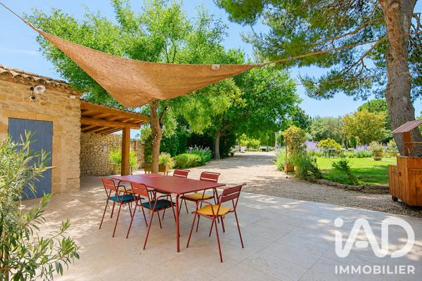 Maison à vendre 7 pièces 220 m² Lançon-Provence