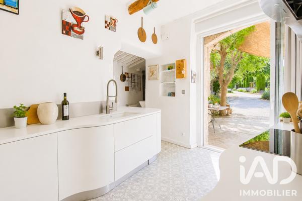Maison à vendre 7 pièces 220 m² Lançon-Provence