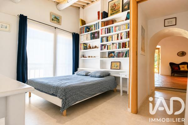 Maison à vendre 7 pièces 220 m² Lançon-Provence