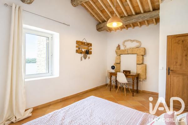 Maison à vendre 7 pièces 220 m² Lançon-Provence