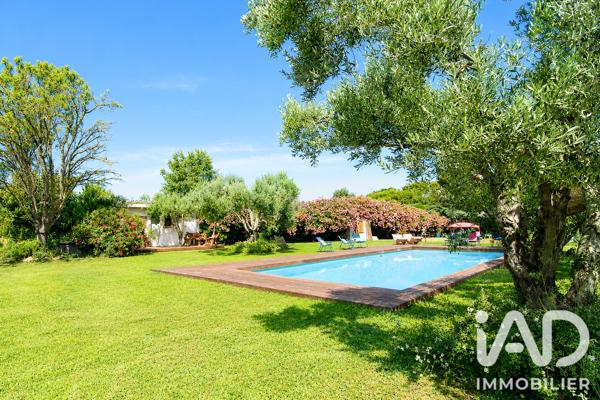 Maison à vendre 7 pièces 220 m² Lançon-Provence