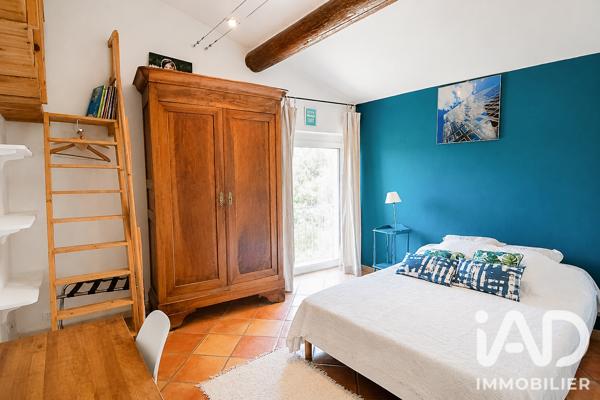 Maison à vendre 7 pièces 220 m² Lançon-Provence