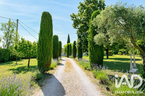 Maison à vendre 7 pièces 220 m² Lançon-Provence