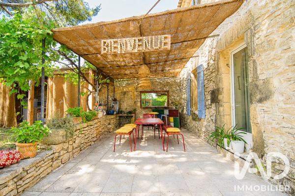 Maison à vendre 7 pièces 220 m² Lançon-Provence