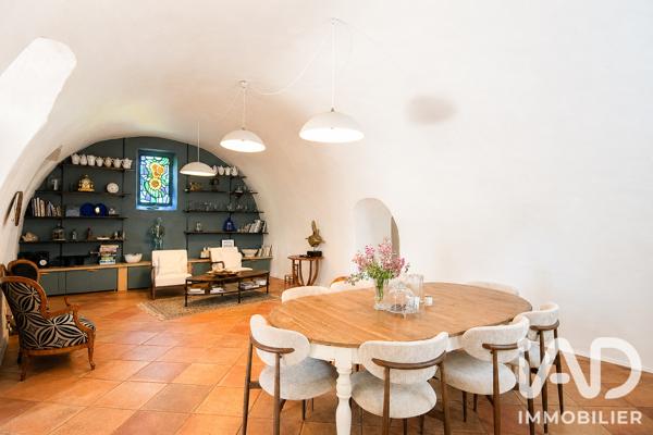 Maison à vendre 7 pièces 220 m² Lançon-Provence
