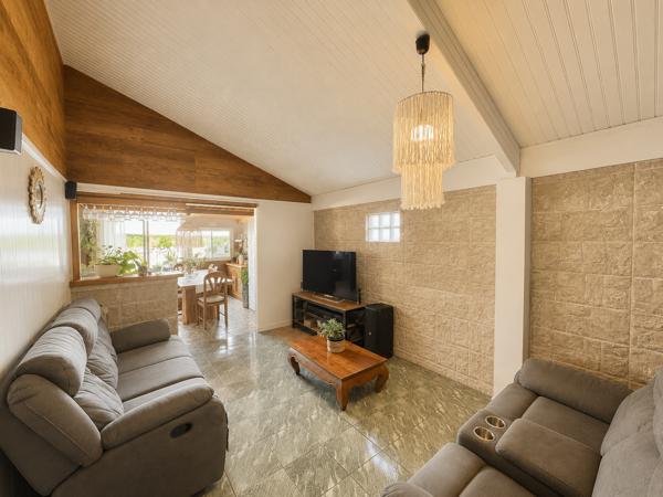 🏡 Maison Bourbon Bois de Charme – Saint-Pierre (Mont-Vert)