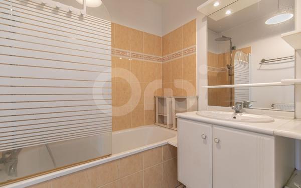 Appartement à vendre    3 pièces • 65,95 m2 Chennevières-sur-Marne