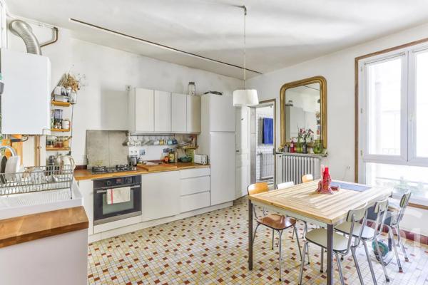Appartement F2 à vendre  2 pièces - 46,69 m 2   AUBERVILLIERS  - 93