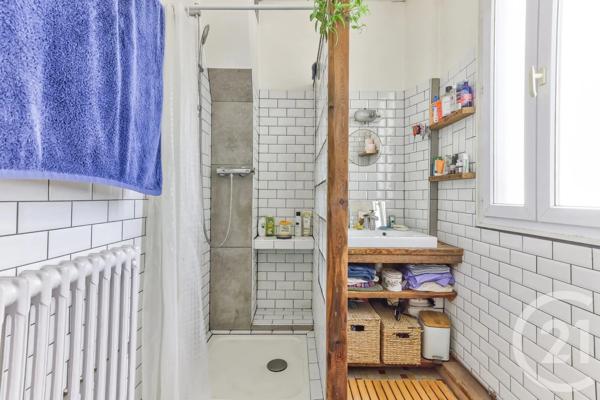 Appartement F2 à vendre  2 pièces - 46,69 m 2   AUBERVILLIERS  - 93