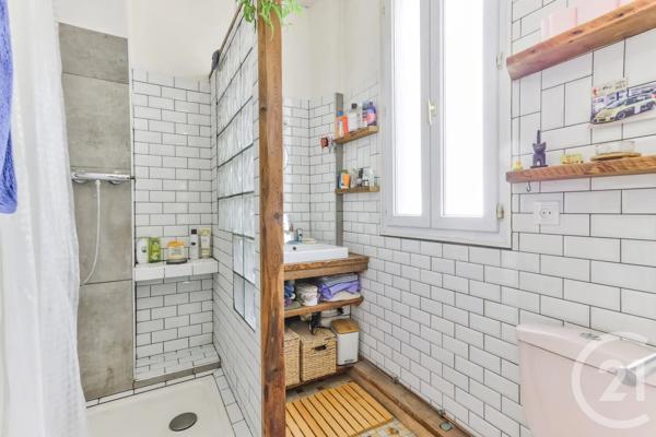 Appartement F2 à vendre  2 pièces - 46,69 m 2   AUBERVILLIERS  - 93