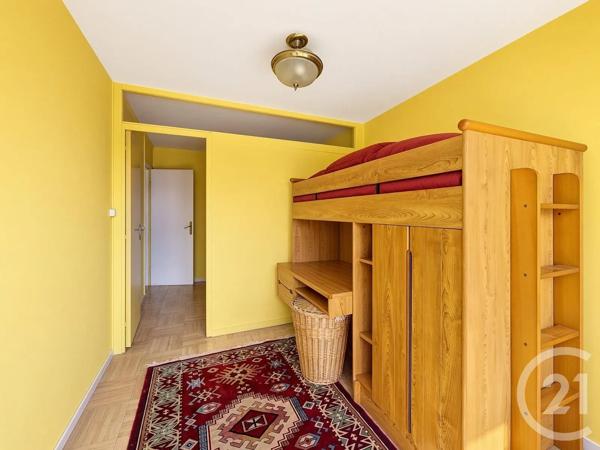 Appartement F4 à vendre  4 pièces - 85 m 2   FRESNES  - 94