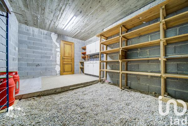 Location maison 5 pièces 141 m² Montenach