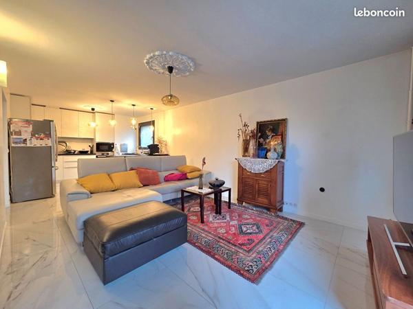 Appartement 5 pièce(s) 99.81 m2