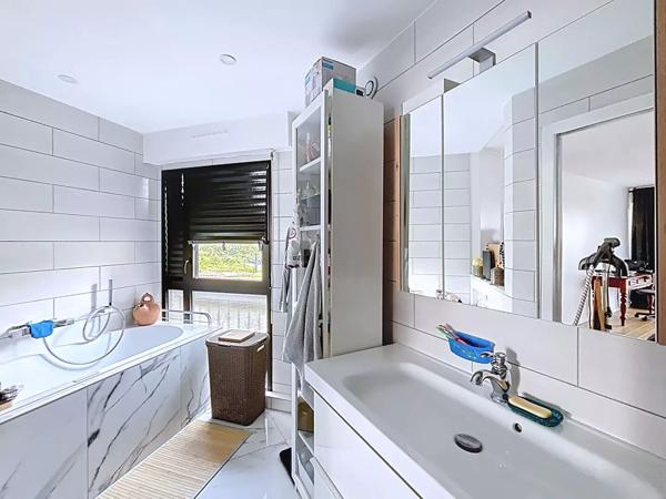 Appartement 5 pièce(s) 99.81 m2
