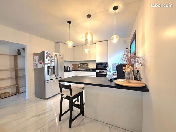 Appartement 5 pièce(s) 99.81 m2