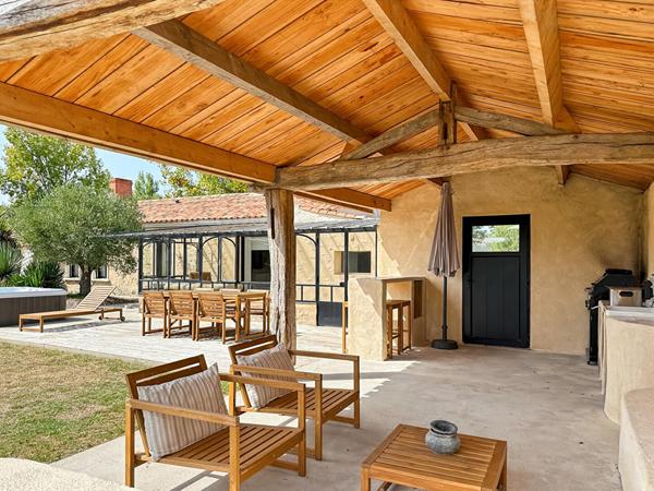 Longère entièrement rénovée avec goût