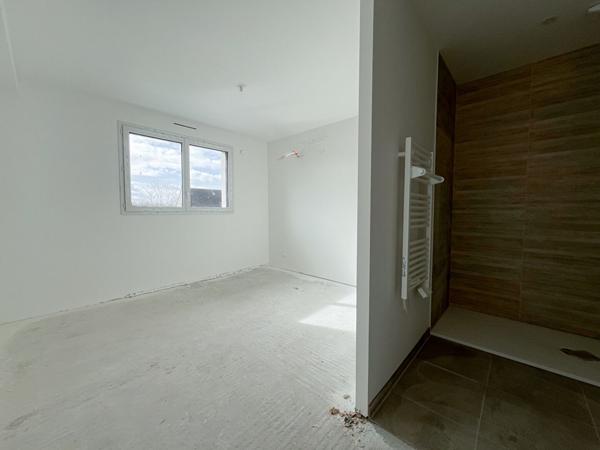 Maison neuve à Écouflant, 5 pièces 149 m2