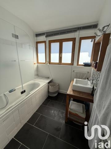 Appartement à vendre 5 pièces 97 m² Chambéry