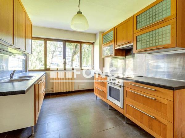 À vendre Appartement 5 pièces 100.39 m² - Noisy-le-roi 78590