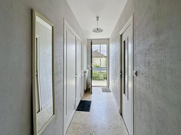 Immeuble à vendre à Poitiers quartier Dolmen - Opportunité d'investissement locatif dans une zone résidentielle et calme