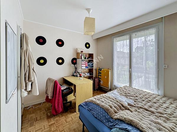 Immeuble à vendre à Poitiers quartier Dolmen - Opportunité d'investissement locatif dans une zone résidentielle et calme