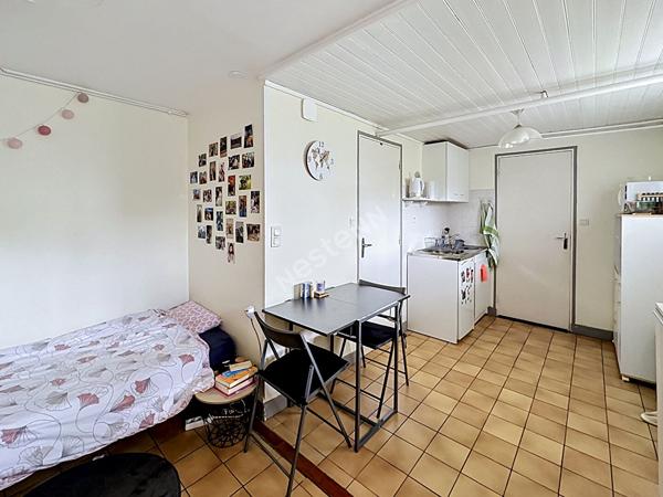Immeuble à vendre à Poitiers quartier Dolmen - Opportunité d'investissement locatif dans une zone résidentielle et calme