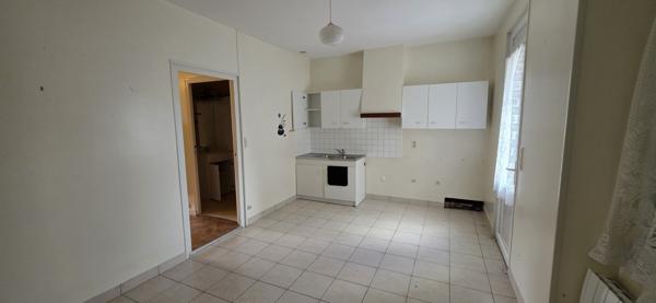 Saint-Hilaire-de-Chaléons (44680) Maison de plain-pied – 2 logements indépendants – Idéal investisseur ou primo-accédant